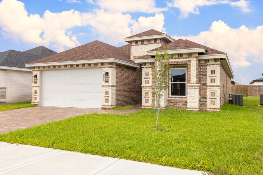 3413 Silver Nugget, Edinburg