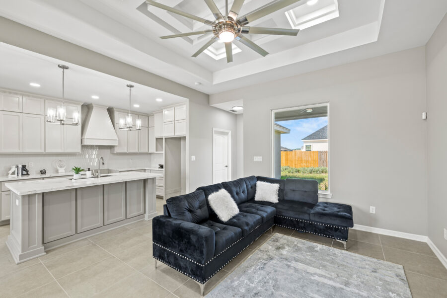 12711 N. 37th Ln, McAllen